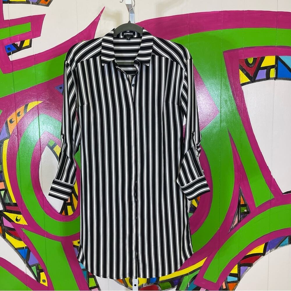 Express, Striped Long Sleeve Shirt Dress. Size XS. In excellent condition